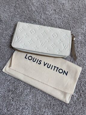 Rare Louis Vuitton Empreinte cream neige leather long wallet zippered